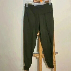 Jeggings green size small with pockets